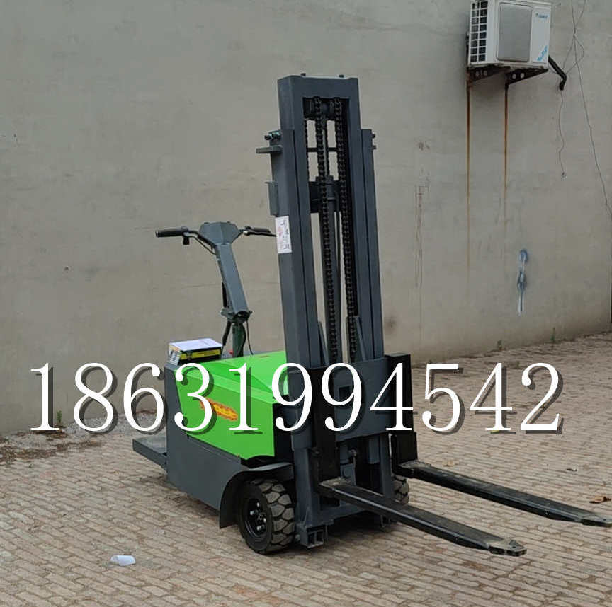海阳市优程全电动叉车插腿式堆高车液压装卸车1.5吨升高小型站驾式铲车